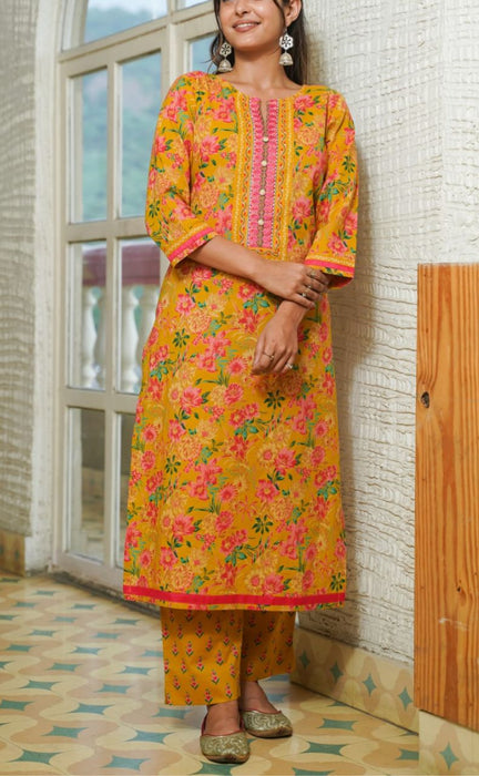 Orange georjete lucknowi kurti - New India Fashion